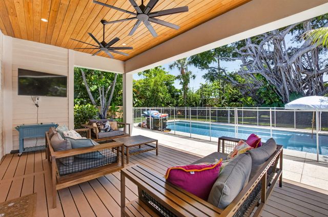 264 NW 45th Street, Boca Raton, FL 33431