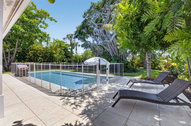 264 NW 45th Street, Boca Raton, FL 33431