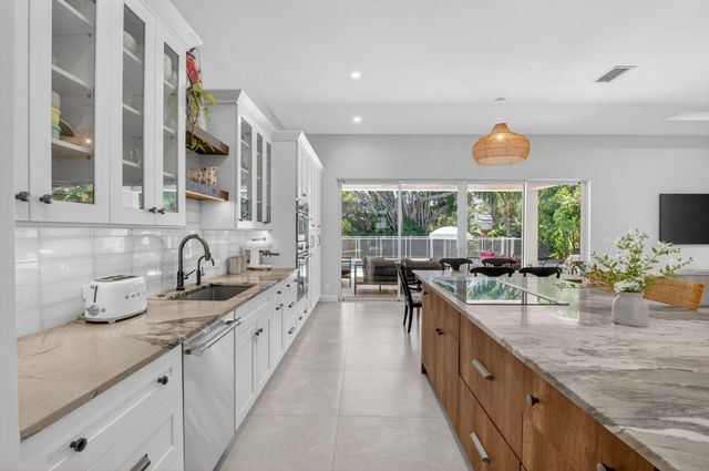 264 NW 45th Street, Boca Raton, FL 33431