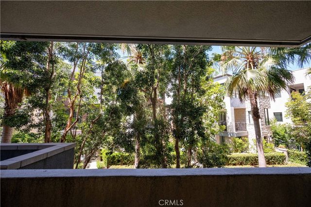 12655 Bluff Creek Drive 123, Playa Vista, CA 90094