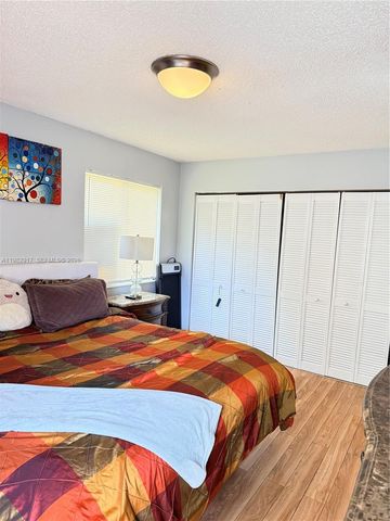 9963 Baywater Dr, Boca Raton, FL 33496