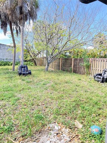 9963 Baywater Dr, Boca Raton, FL 33496