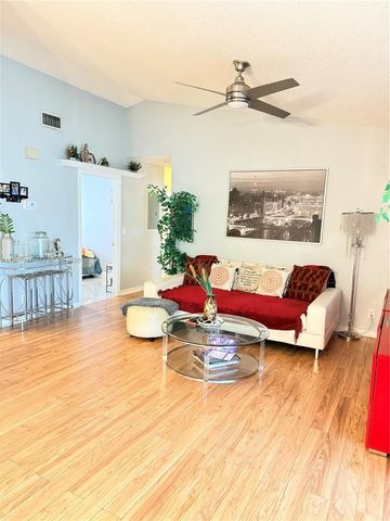 9963 Baywater Dr, Boca Raton, FL 33496