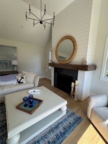 21 Josiah Path, Falmouth, MA 02540