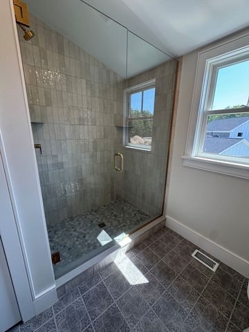 21 Josiah Path, Falmouth, MA 02540