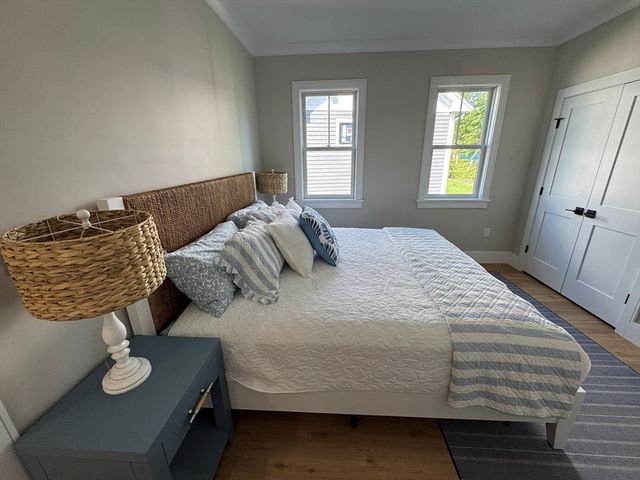 21 Josiah Path, Falmouth, MA 02540