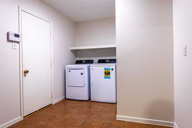 50 Lightwood Trace, The Woodlands, TX 77382