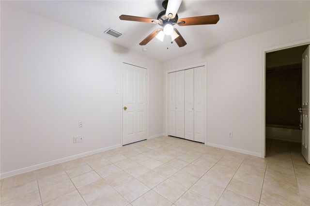 50 Lightwood Trace, The Woodlands, TX 77382