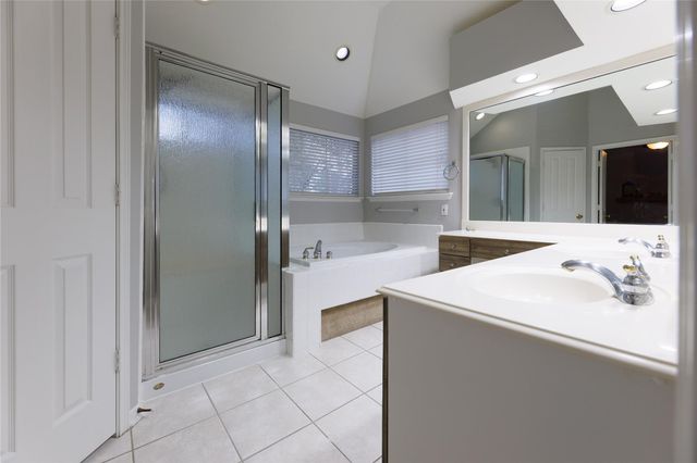 50 Lightwood Trace, The Woodlands, TX 77382