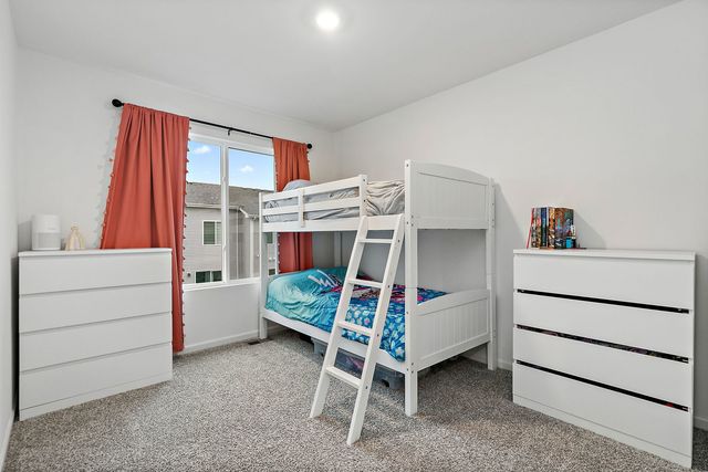 2563 Bella Drive, Pingree Grove, IL 60140