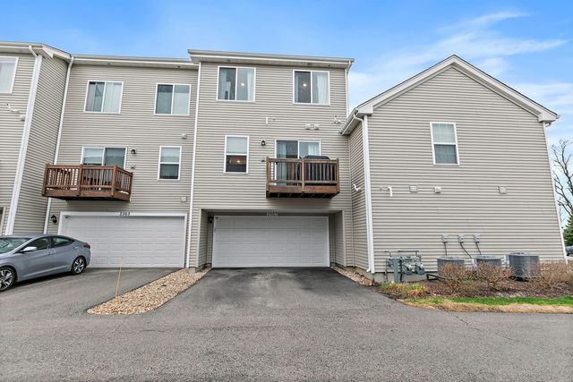 2563 Bella Drive, Pingree Grove, IL 60140