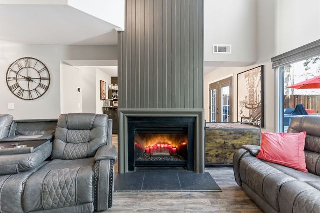 4826 Quail Hollow Dr, Old Hickory, TN 37138