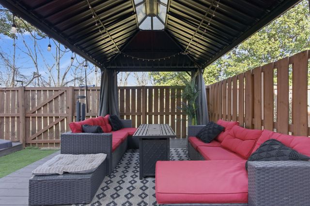 4826 Quail Hollow Dr, Old Hickory, TN 37138