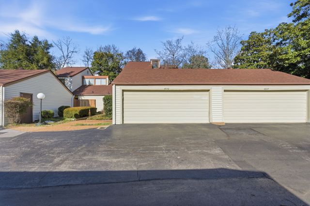 4826 Quail Hollow Dr, Old Hickory, TN 37138