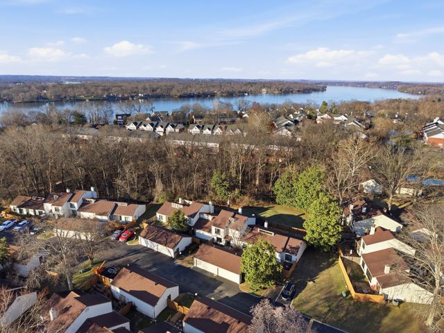 4826 Quail Hollow Dr, Old Hickory, TN 37138