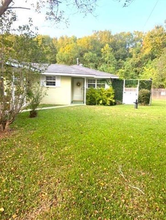 5813 STARLING CIRCLE Circle, Alexandria, LA 71301