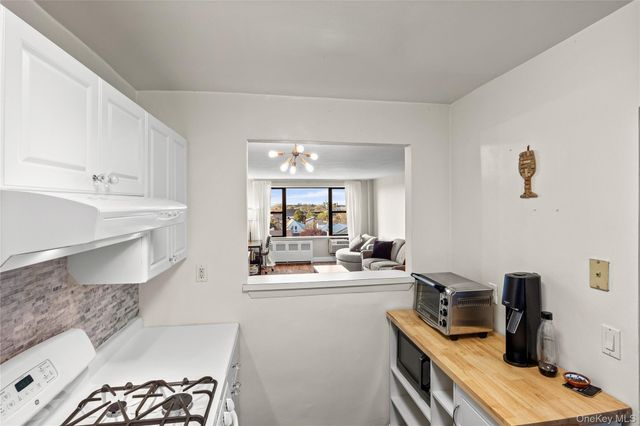 333 E Broadway 4K, Long Beach, NY 11558