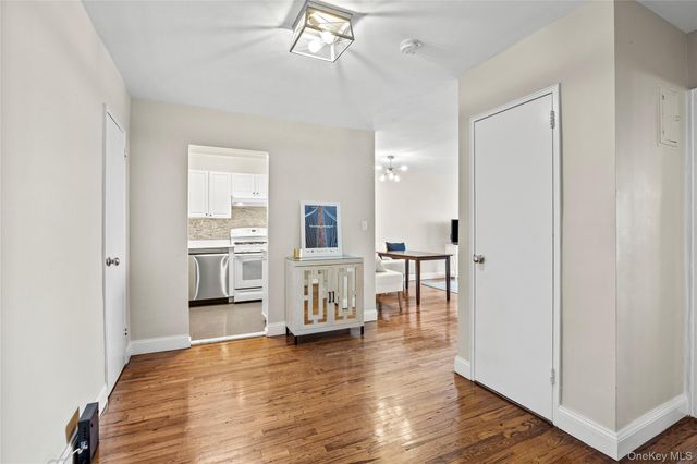 333 E Broadway 4K, Long Beach, NY 11558