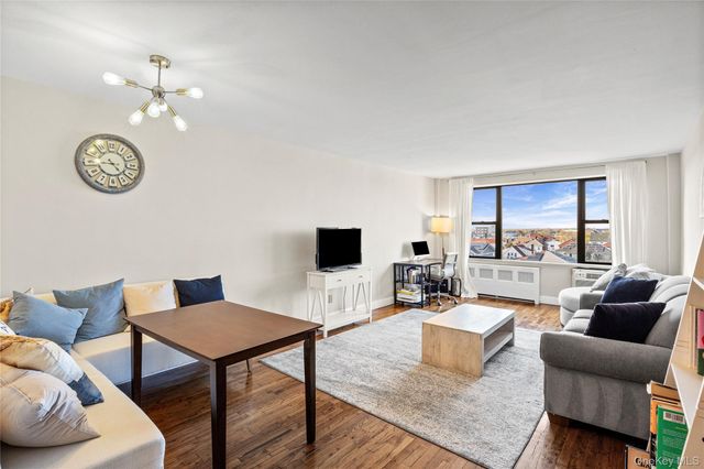 333 E Broadway 4K, Long Beach, NY 11558