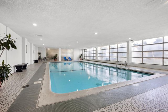 333 E Broadway 4K, Long Beach, NY 11558