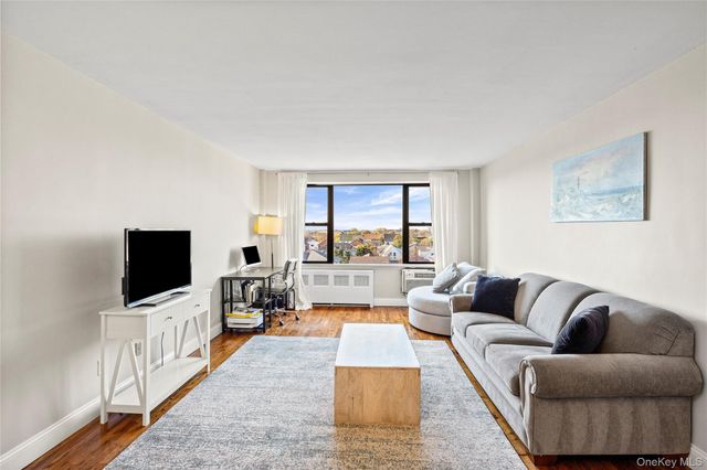 333 E Broadway 4K, Long Beach, NY 11558