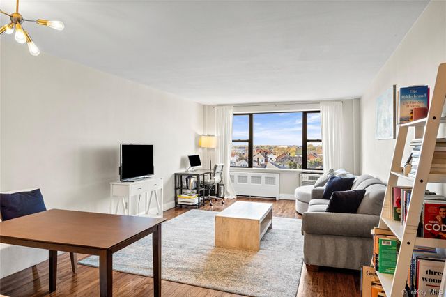333 E Broadway 4K, Long Beach, NY 11558