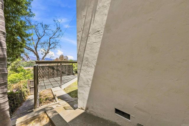 7994 El Capitan Drive, La Mesa, CA 91942