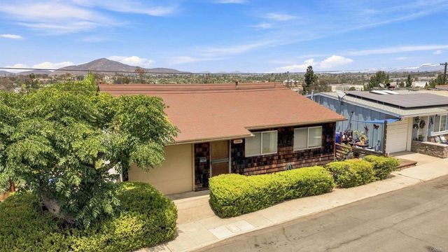 7994 El Capitan Drive, La Mesa, CA 91942