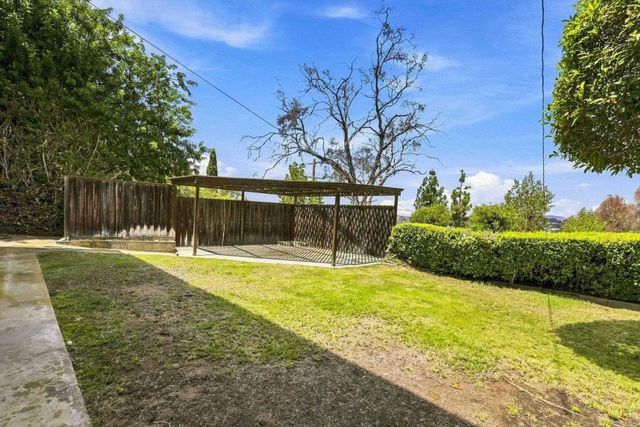 7994 El Capitan Drive, La Mesa, CA 91942