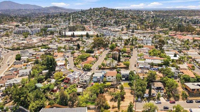 7994 El Capitan Drive, La Mesa, CA 91942