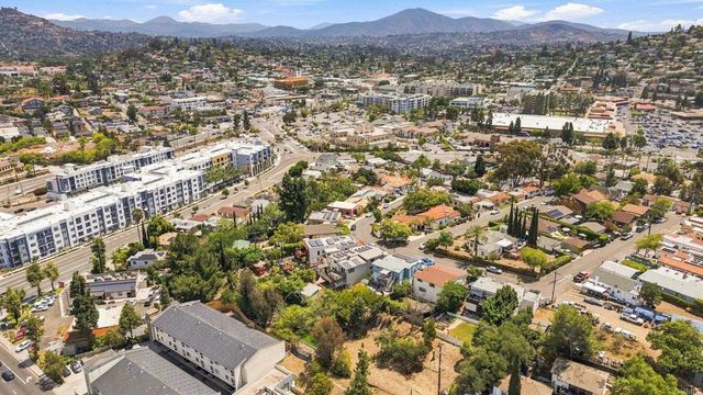 7994 El Capitan Drive, La Mesa, CA 91942