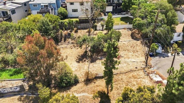 7994 El Capitan Drive, La Mesa, CA 91942
