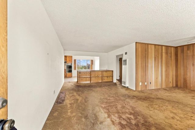 7994 El Capitan Drive, La Mesa, CA 91942