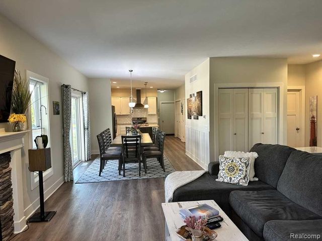 3601 Kiana Court, Norton Shores, MI 49444