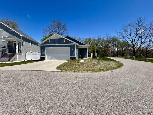3601 Kiana Court, Norton Shores, MI 49444