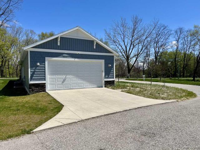 3601 Kiana Court, Norton Shores, MI 49444