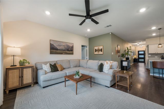 11204 W Pond Drive, Providence Village, TX 76227