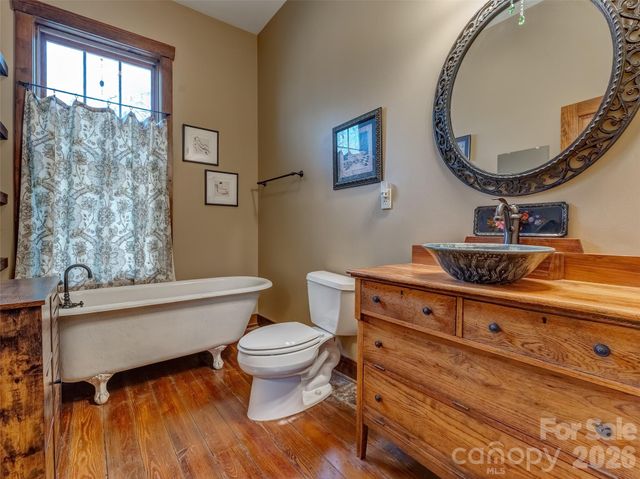 60 W Morgan Street, Brevard, NC 28712
