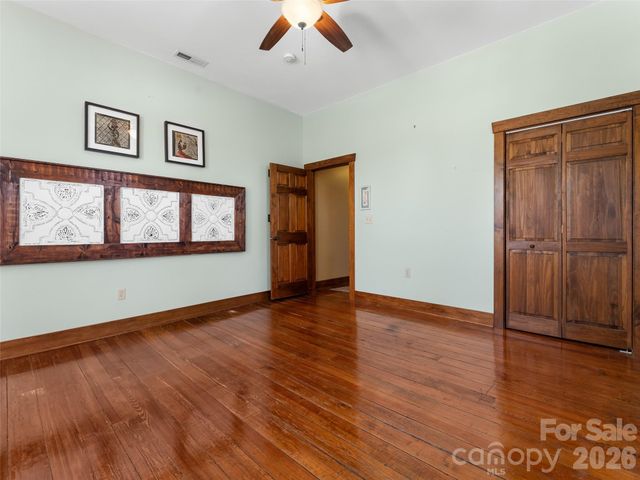60 W Morgan Street, Brevard, NC 28712