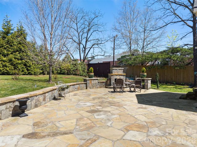 60 W Morgan Street, Brevard, NC 28712