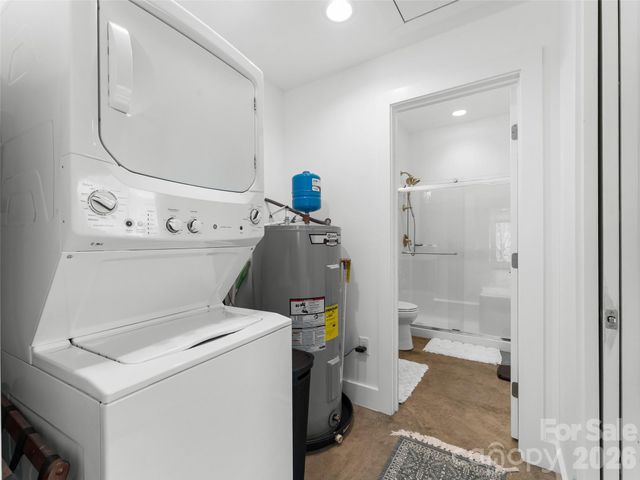 60 W Morgan Street, Brevard, NC 28712
