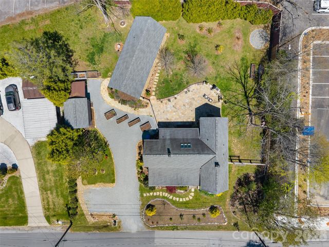 60 W Morgan Street, Brevard, NC 28712
