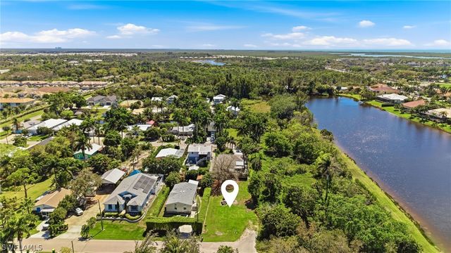 2332 Sunset AVE, Naples, FL 34112