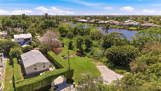 2332 Sunset AVE, Naples, FL 34112