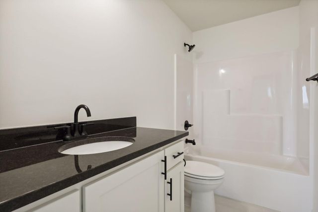 6534 157th Street, Savage, MN 55378