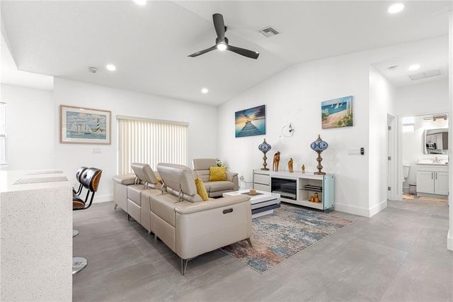 10291 SE 67TH TERRACE, Belleview, FL 34420