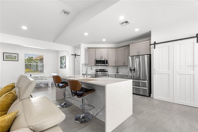 10291 SE 67TH TERRACE, Belleview, FL 34420