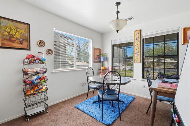 2301 N 10th Avenue, Hanford, CA 93230