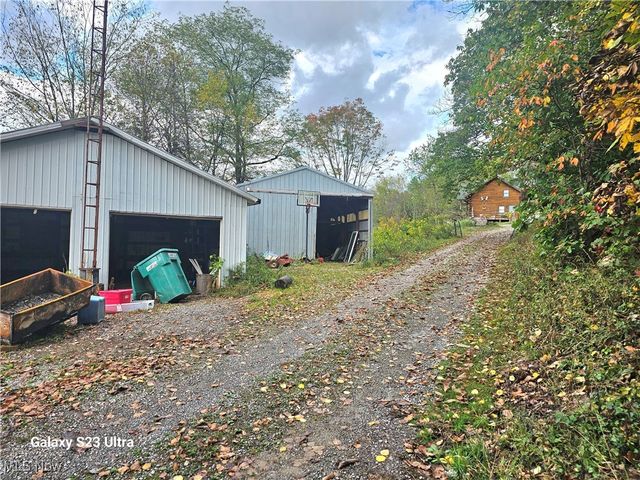 17140 Cannons Mill Road, East Liverpool, OH 43920