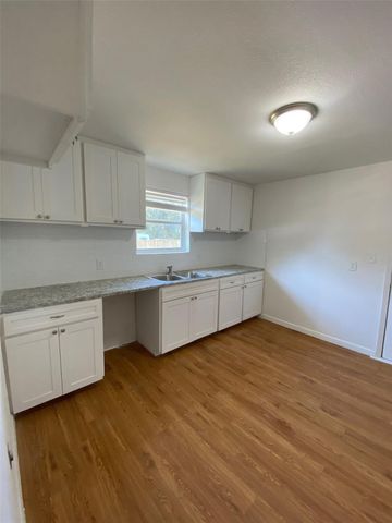 2020 S Branch Street, Sherman, TX 75090